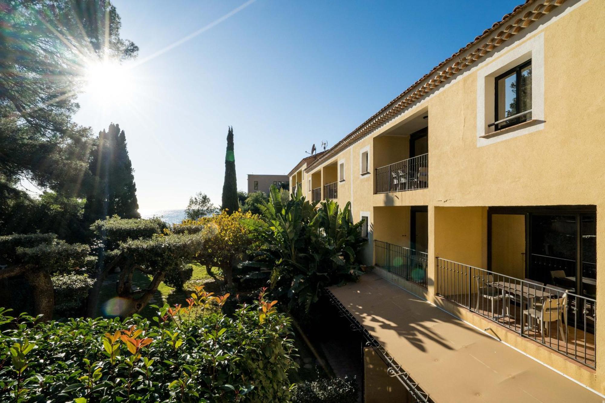 La Residence Du Bailli เลอรายอล-กานาเดล-โซร์-แม ภายนอก รูปภาพ
